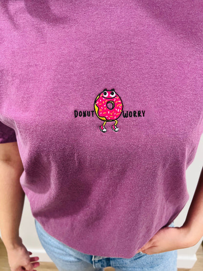 DONUT WORRY EMBROIDERY TEE